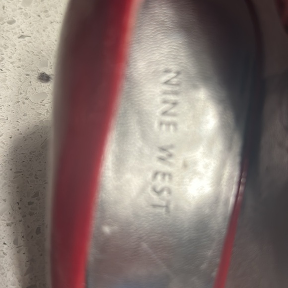 Red Nine West High Heals - Picture 5 of 6